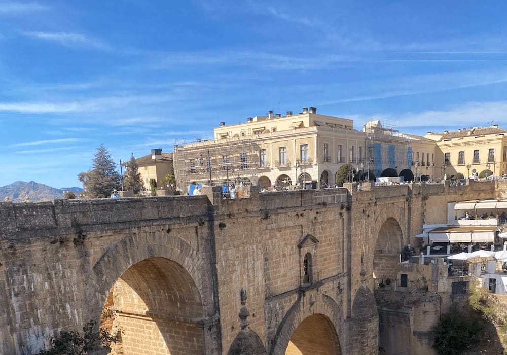Mirador de Aldehuela – viewpoint over Ronda’s iconic bridge Mirador de Aldehuela – panoramic viewpoint overlooking Puente Nuevo and El Tajo gorge in Ronda
