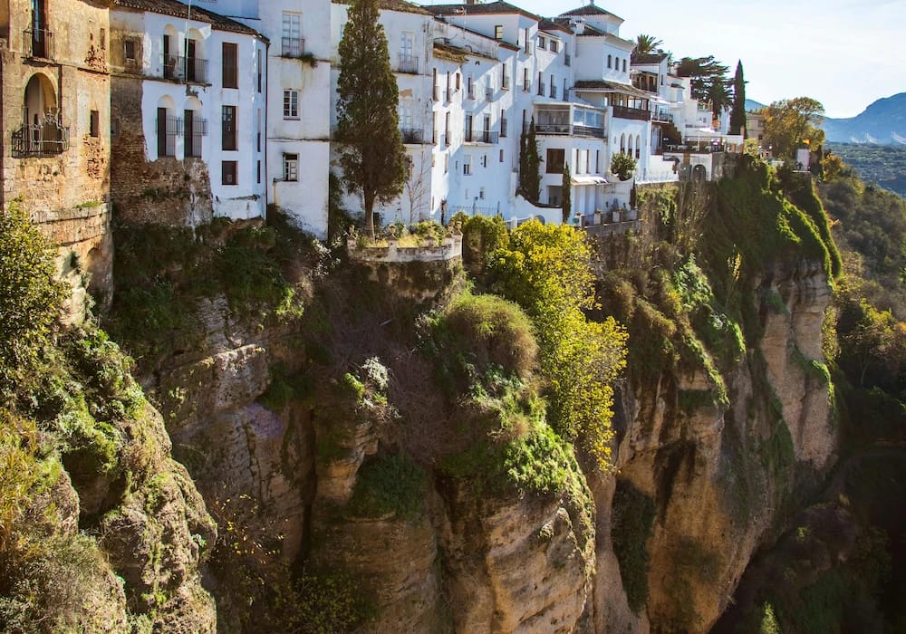 Ronda Old Town – charming white streets with views over the El Tajo gorge