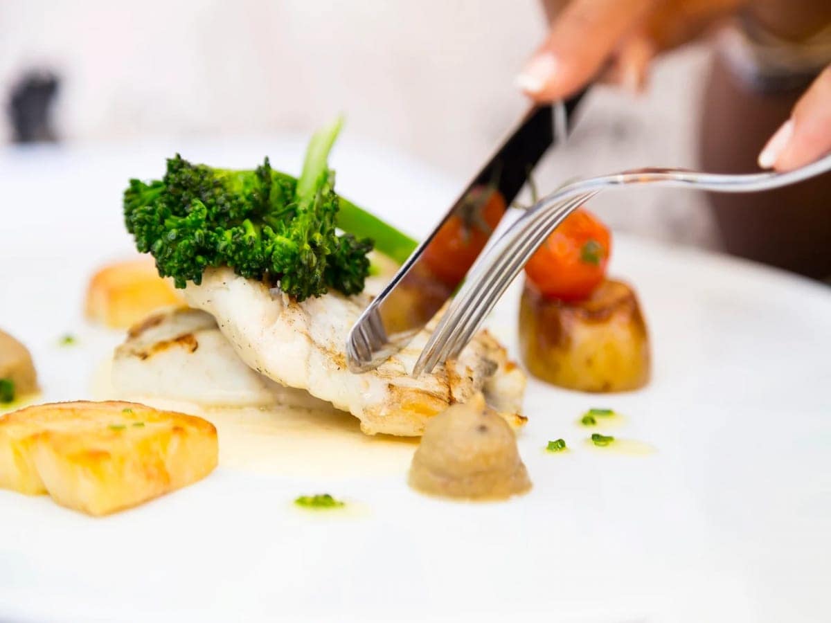 Romantic French-Mediterranean dining at Casanis in Marbella’s Old Town